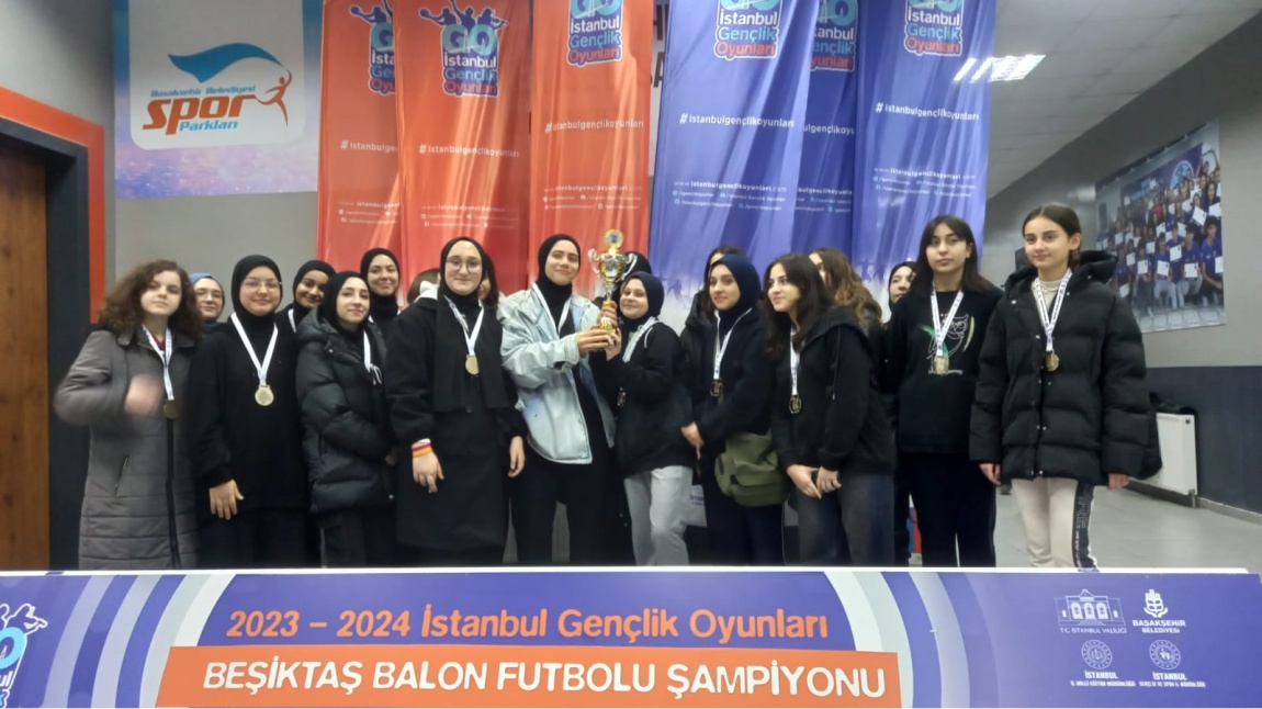 İstanbul Gençlik Oyunları Liseler Arası Kadınlar Balon Futbolu Turnuvası